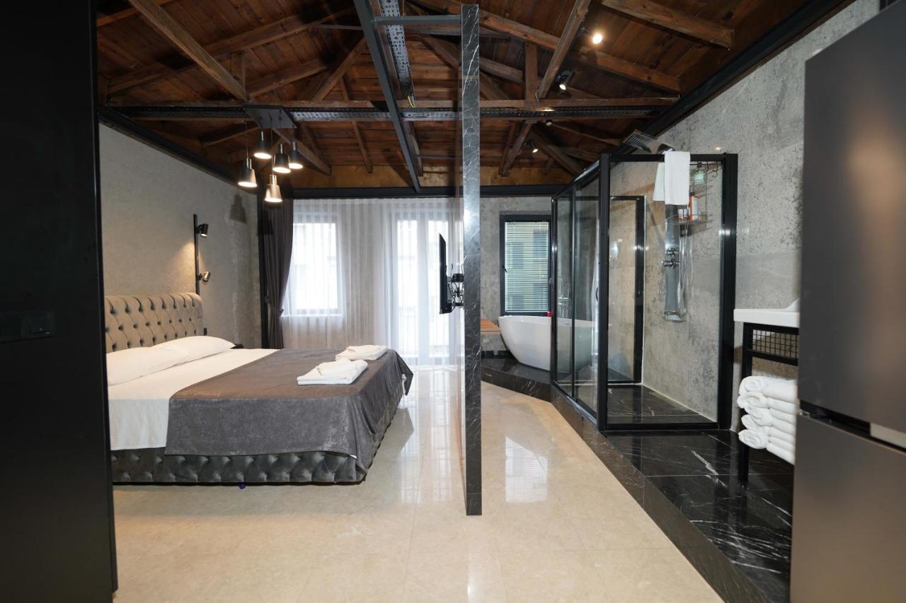 Monev Suites Hotel Istanbul Exterior photo