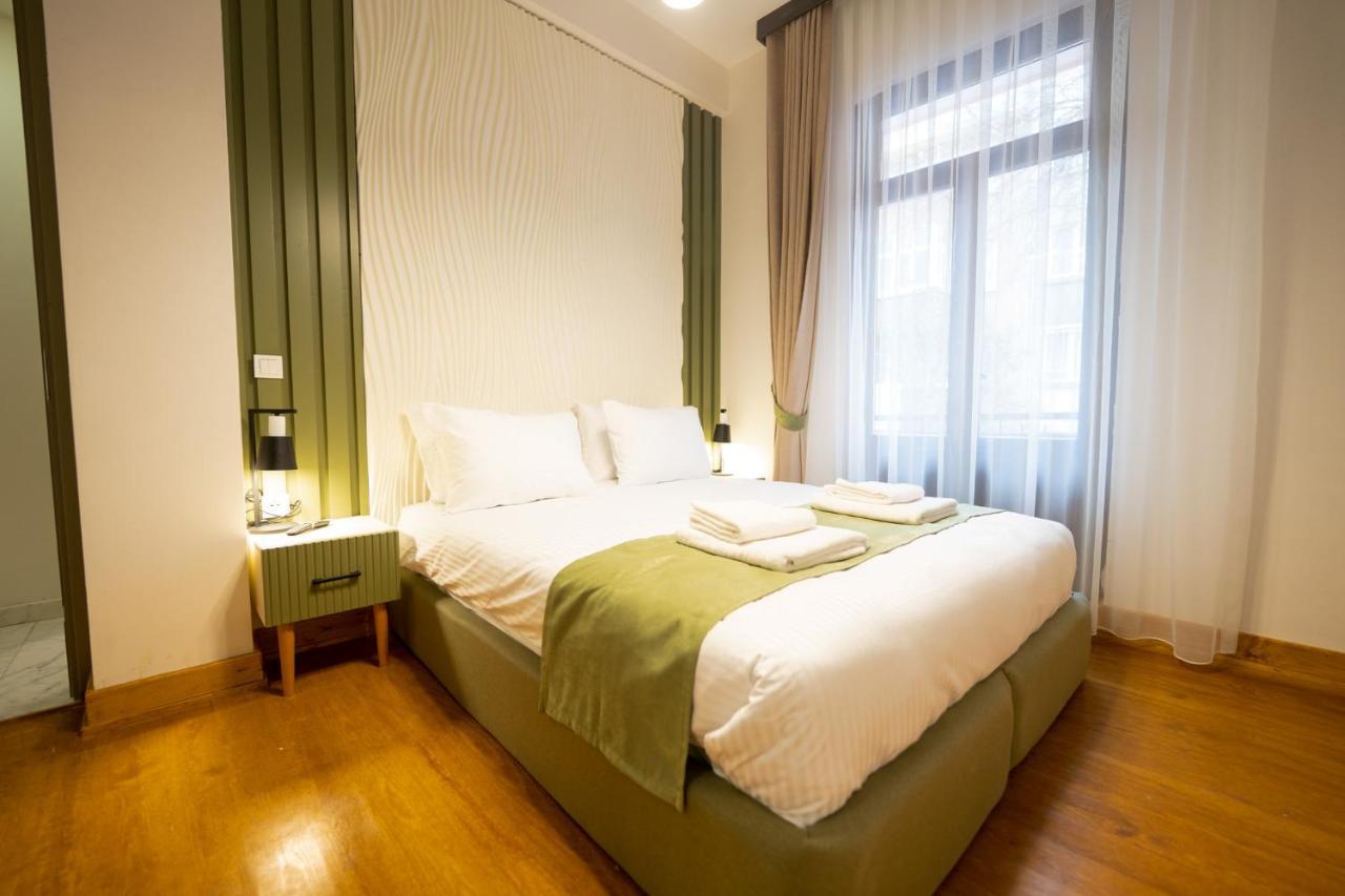 Monev Suites Hotel Istanbul Exterior photo